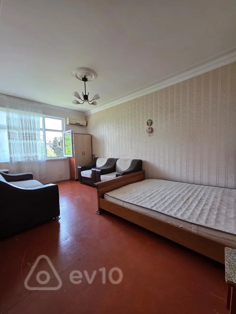 Kirayə verilir 1 otaqlı köhnə tikili 40 m² — Bakı, Nərimanov 1 otaq 40.00 m²