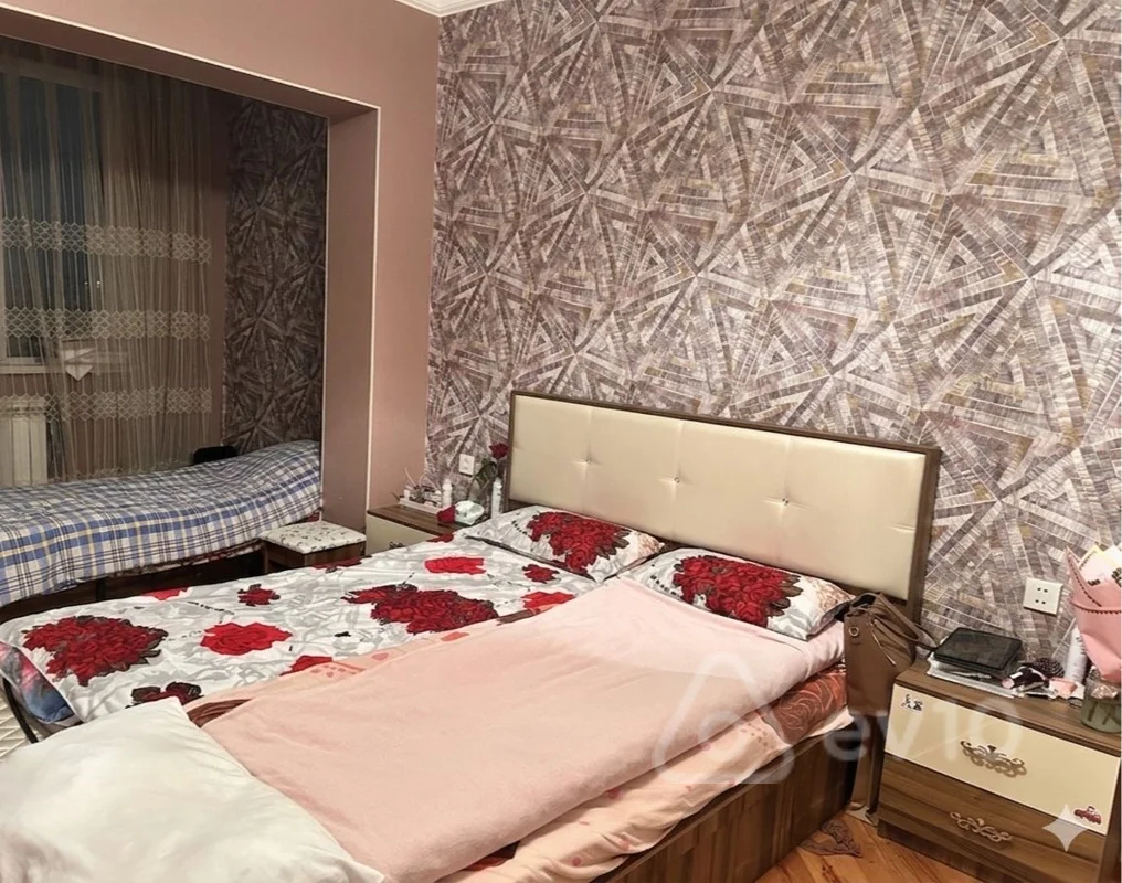 Kirayə verilir 2 otaqlı köhnə tikili 65 m² — Bakı, Nizami 2 otaq 65.00 m²