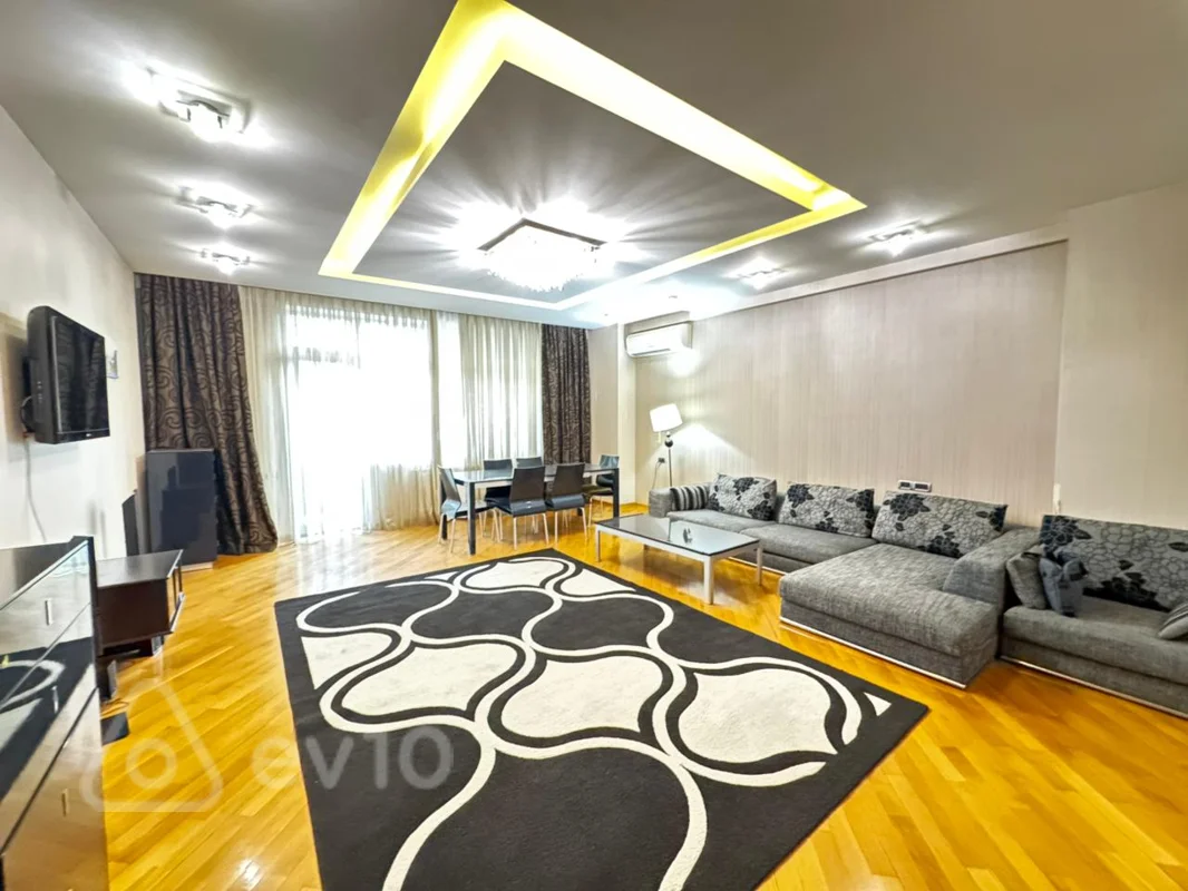 Kirayə verilir 3 otaqlı yeni tikili 145 m² — Bakı, Nəsimi 3 otaq 145.00 m²