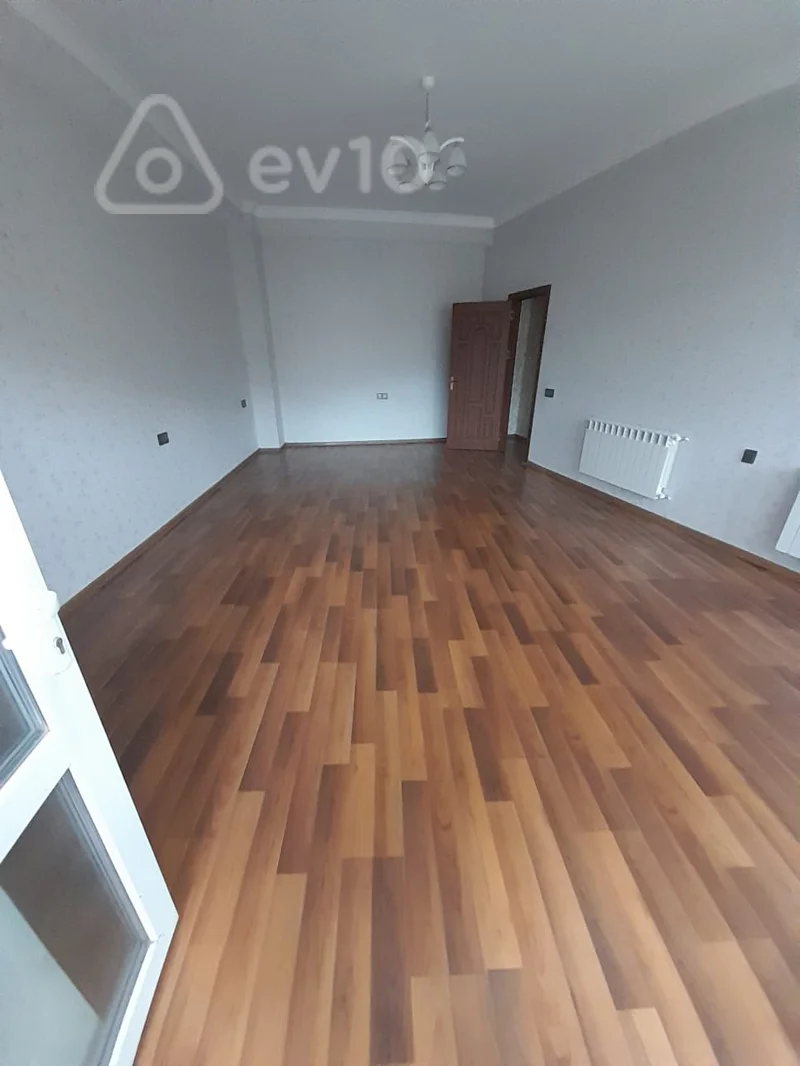 Kirayə verilir mənzil 115 m² — Bakı, Yasamal 115.00 m²