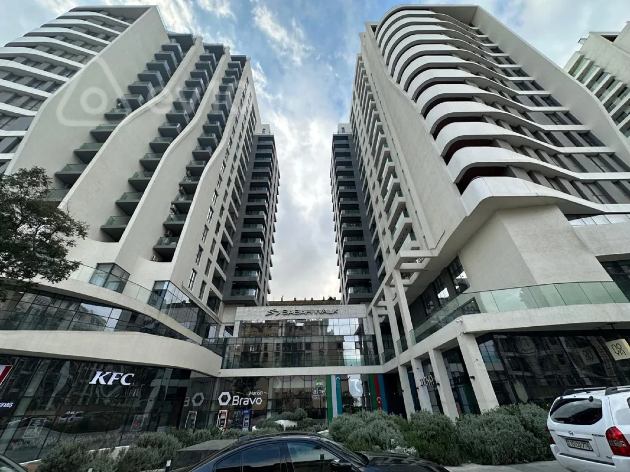 Kirayə verilir 2 otaqlı yeni tikili 70 m²