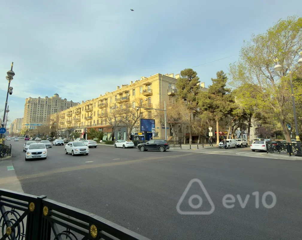 Satılır 3 otaqlı köhnə tikili 80 m² — Bakı, Yasamal 3 otaq 80.00 m²