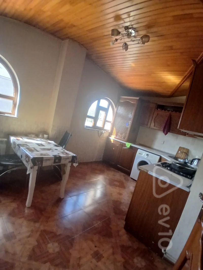 Kirayə verilir 2 otaqlı köhnə tikili 45 m² — Bakı, Binəqədi 2 otaq 45.00 m²