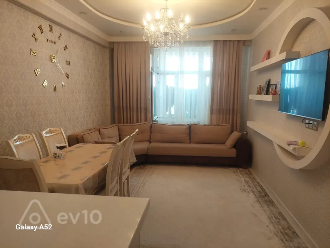 Satılır 3 otaqlı yeni tikili 84 m²