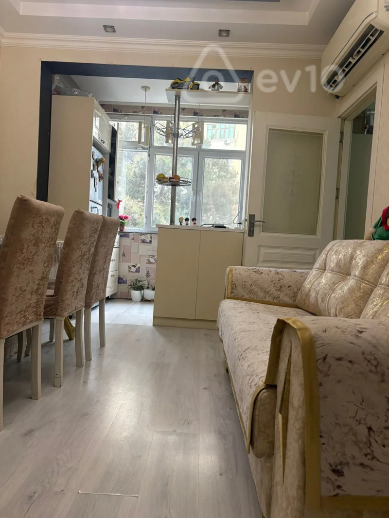 Satılır 3 otaqlı köhnə tikili 55 m² — Bakı, Nəsimi 3 otaq 55.00 m²