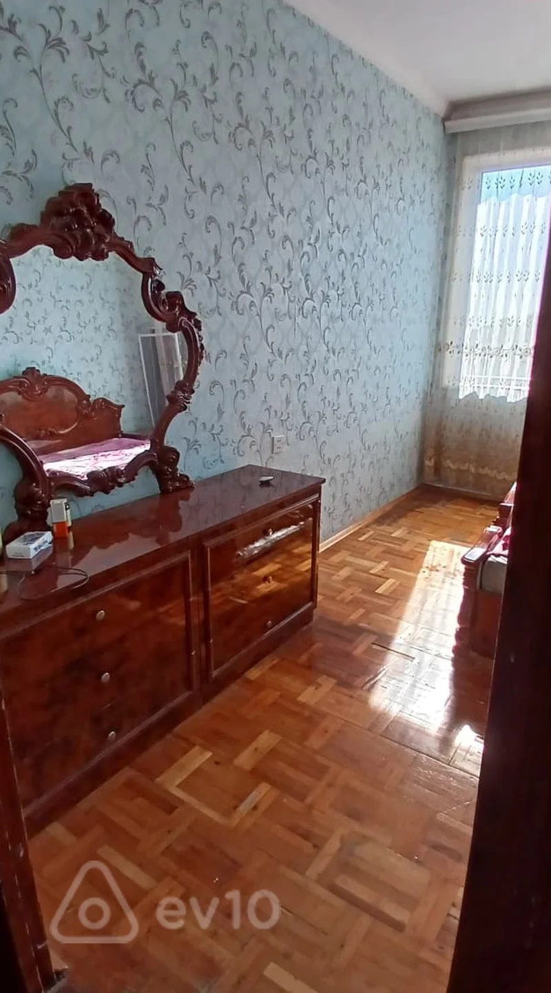 Kirayə verilir 1 otaqlı köhnə tikili 60 m² — Bakı, Nəsimi 1 otaq 60.00 m²