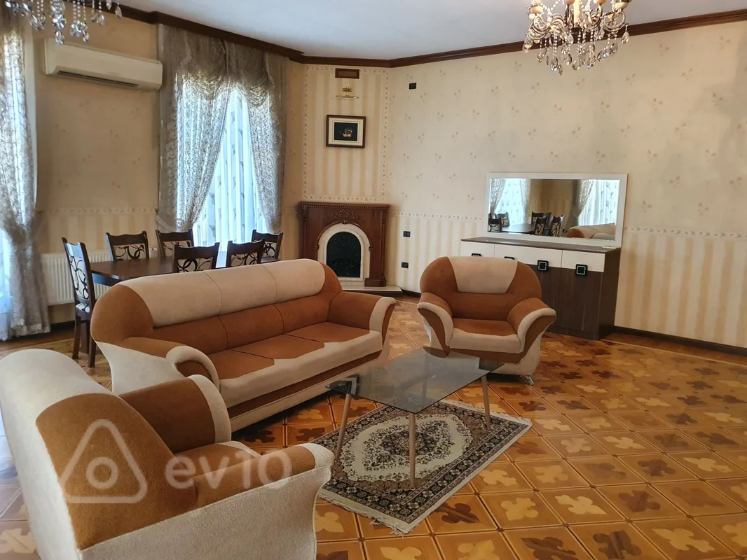 Kirayə verilir 4 otaqlı yeni tikili 200 m² — Bakı, Yasamal 4 otaq 200.00 m²