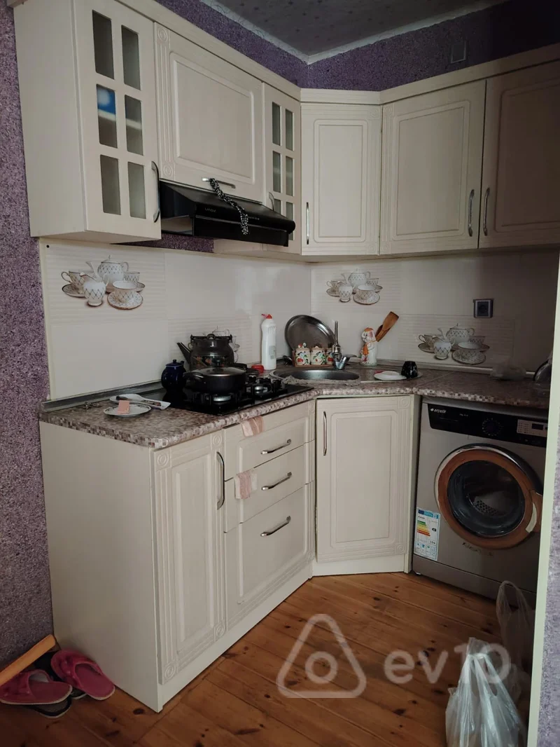 Kirayə verilir 3 otaqlı həyət evi 80 m² — Bakı, Yasamal 3 otaq 80.00 m²