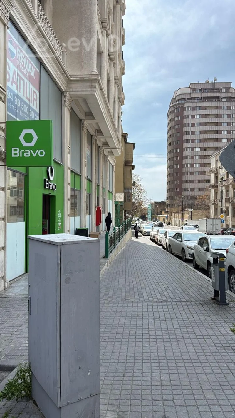 Kirayə verilir 3 otaqlı köhnə tikili 80 m² — Bakı, Nəsimi 3 otaq 80.00 m²