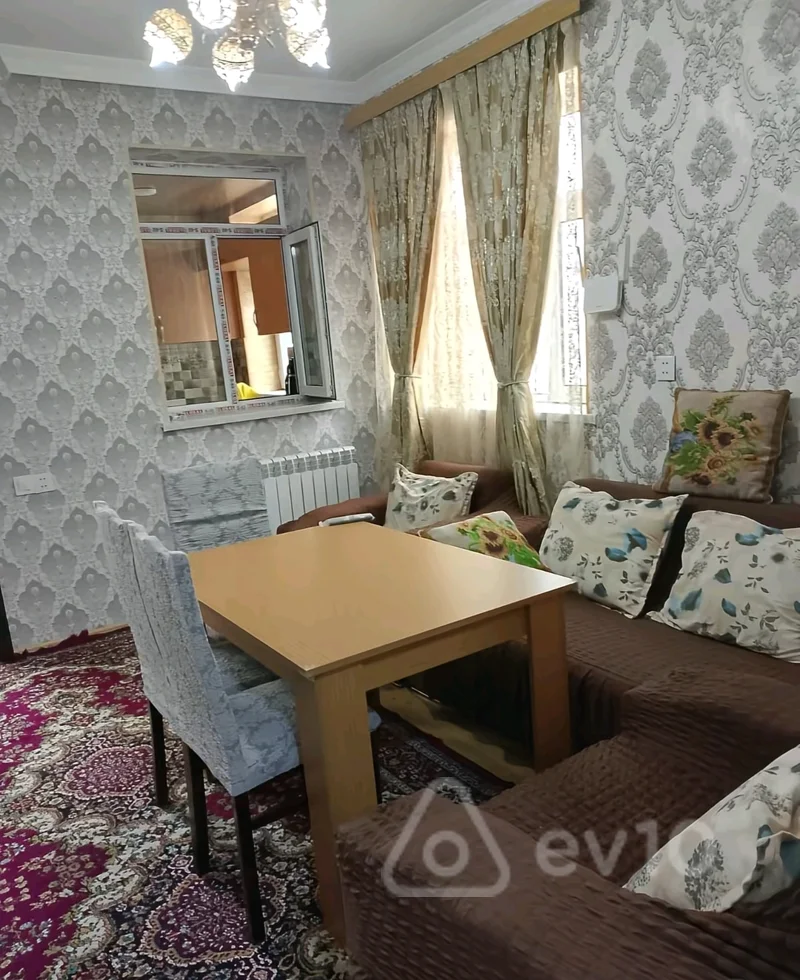 Kirayə verilir 2 otaqlı köhnə tikili 40 m² — Xırdalan 2 otaq 40.00 m²