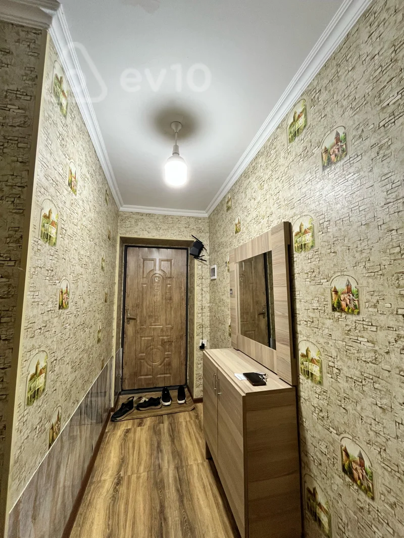 Kirayə verilir 3 otaqlı köhnə tikili 90 m² — Bakı, Yasamal 3 otaq 90.00 m²
