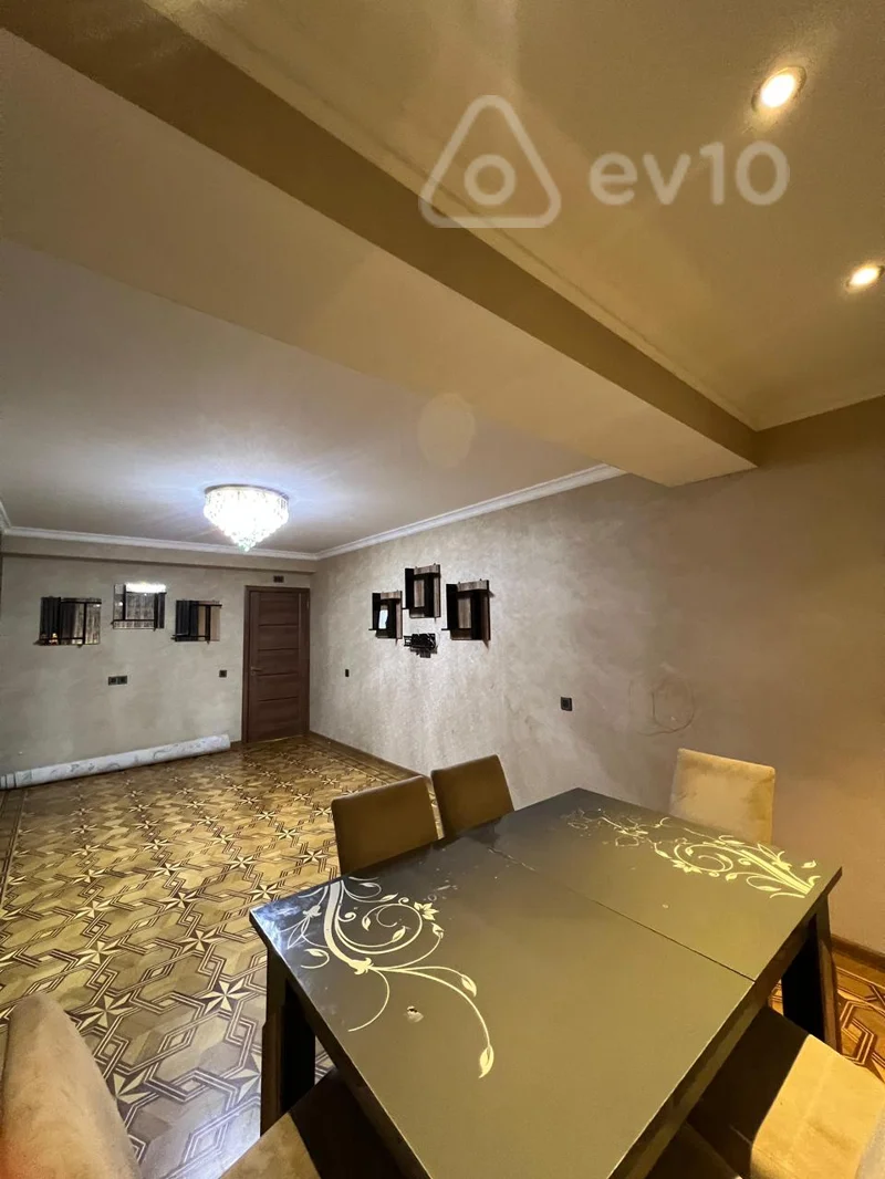 Kirayə verilir 2 otaqlı köhnə tikili 74 m² — Bakı, Nəsimi 2 otaq 74.00 m²