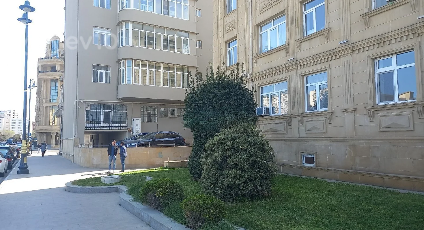 Satılır 2 otaqlı köhnə tikili 50 m² — Bakı, Nərimanov 2 otaq 50.00 m²