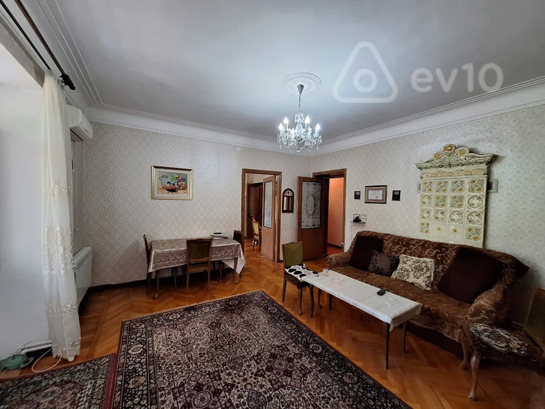 Kirayə verilir 4 otaqlı köhnə tikili 100 m² — Bakı, Nəsimi 4 otaq 100.00 m²