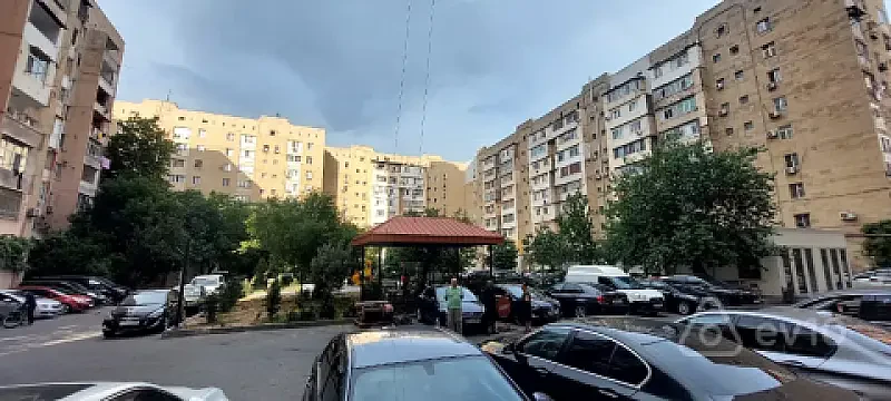 Satılır 3 otaqlı köhnə tikili 85 m² — Bakı, Yasamal 3 otaq 85.00 m²