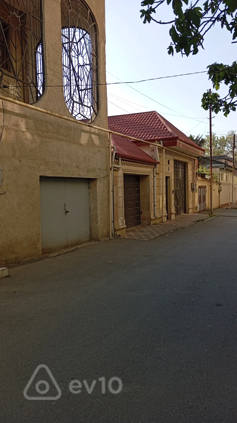 Satılır 5 otaqlı həyət evi 200 m² — Bakı, Sabunçu 5 otaq 200.00 m²