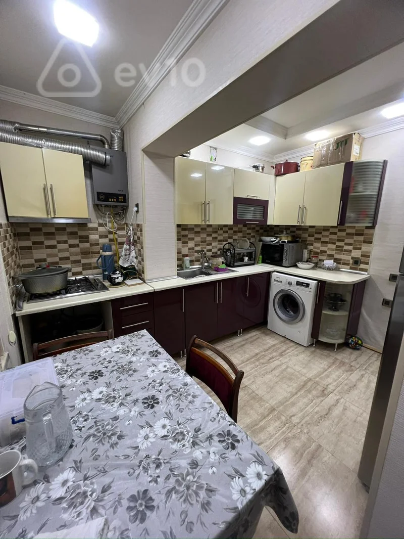 Satılır 3 otaqlı köhnə tikili 75 m² — Bakı, Suraxanı 3 otaq 75.00 m²
