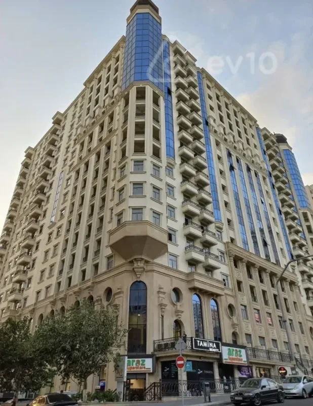 Satılır 4 otaqlı yeni tikili 206 m²