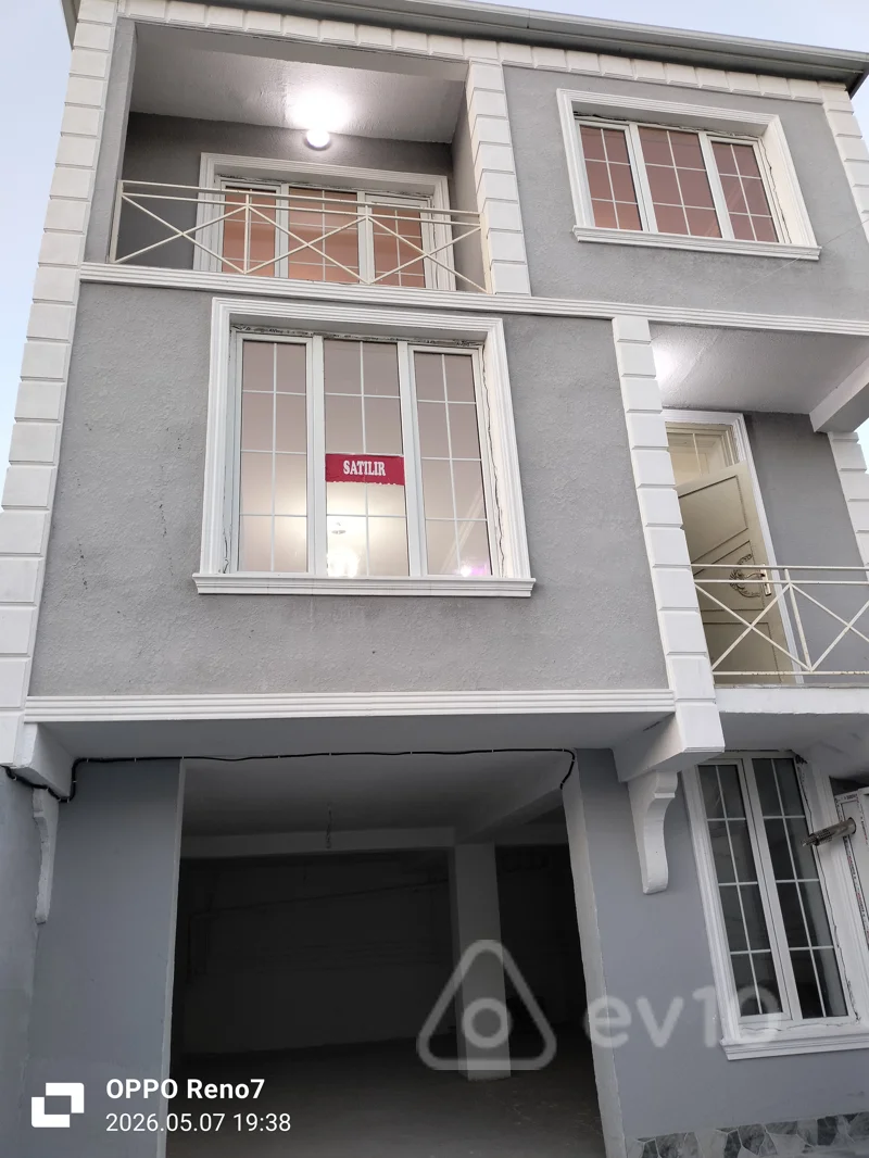 Satılır 4 otaqlı həyət evi 180 m² — Bakı, Abşeron 4 otaq 180.00 m²