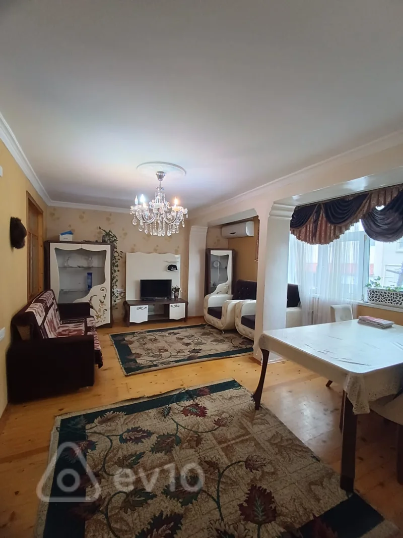 Satılır 3 otaqlı köhnə tikili 110 m² — Bakı, Binəqədi 3 otaq 110.00 m²