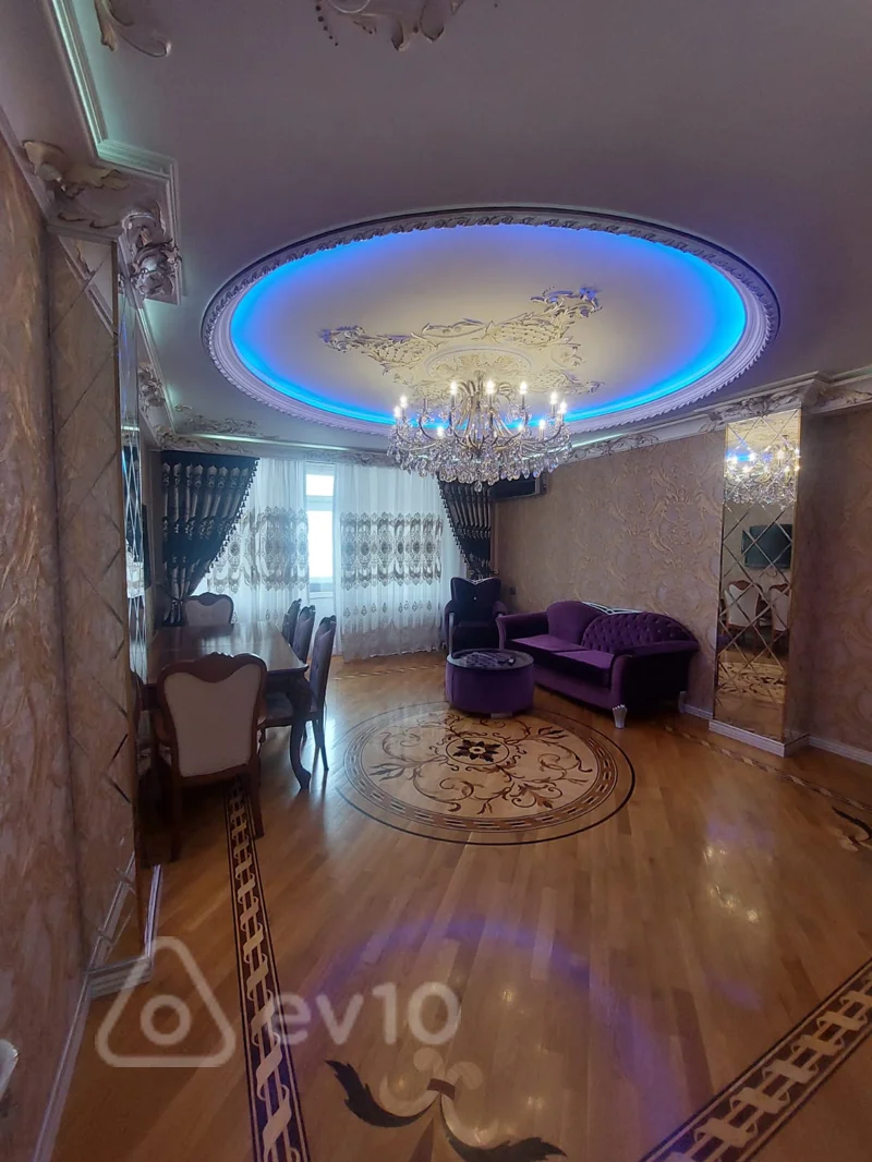 Kirayə verilir 3 otaqlı yeni tikili 120 m² — Bakı, Yasamal 3 otaq 120.00 m²