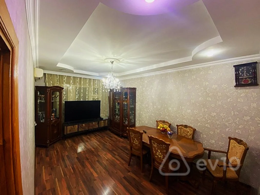 Satılır 2 otaqlı köhnə tikili 60 m² — Bakı, Nəsimi 2 otaq 60.00 m²