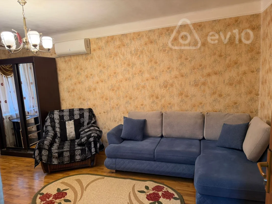Kirayə verilir 1 otaqlı köhnə tikili 50 m² — Bakı, Nərimanov 1 otaq 50.00 m²