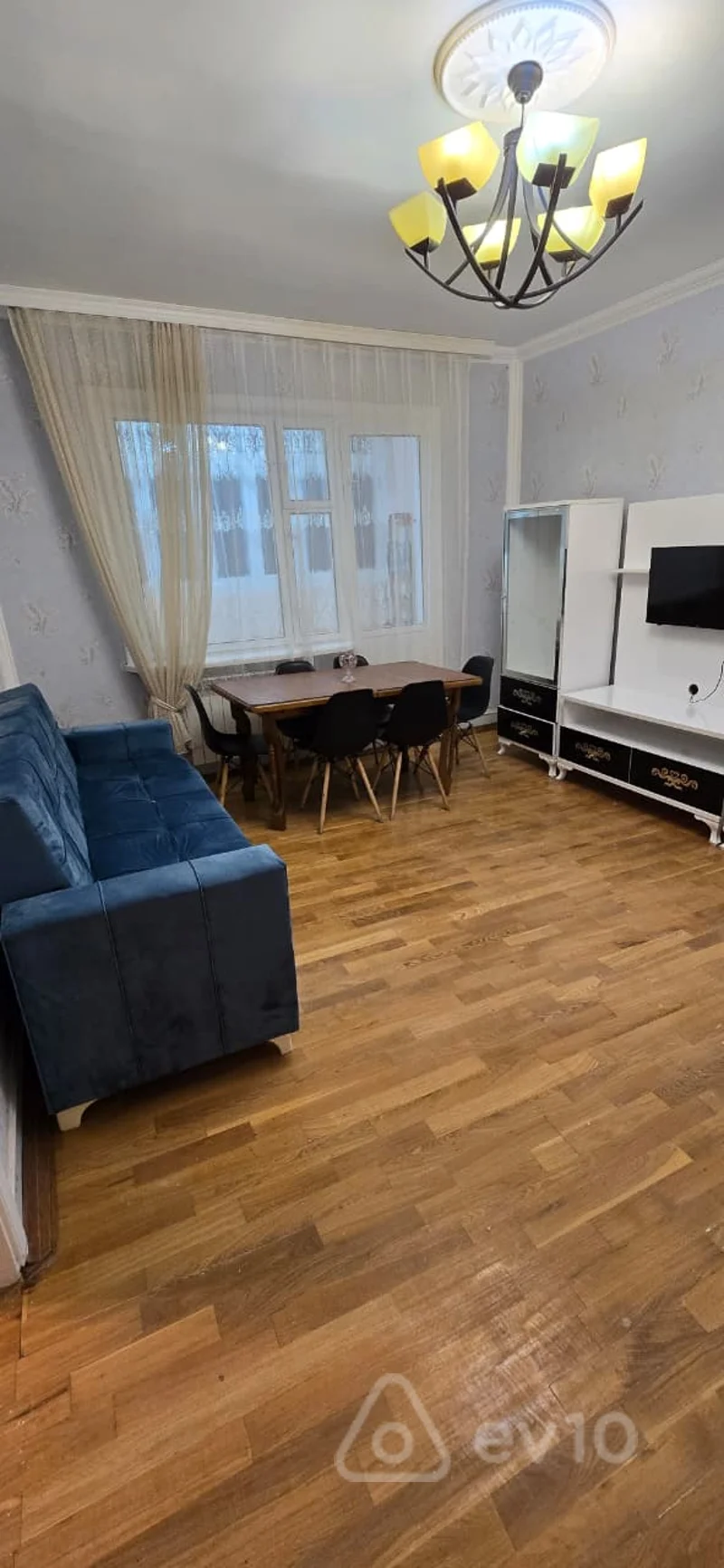 Kirayə verilir 4 otaqlı yeni tikili 100 m² — Gəncə 4 otaq 100.00 m²