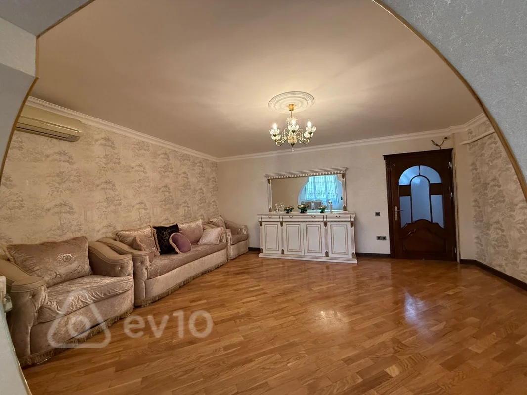 Kirayə verilir 3 otaqlı köhnə tikili 90 m² — Bakı, Nəsimi 3 otaq 90.00 m²