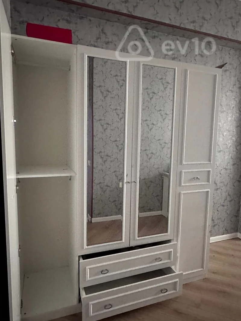 Kirayə verilir 3 otaqlı yeni tikili 180 m² — Bakı, Nərimanov 3 otaq 180.00 m²