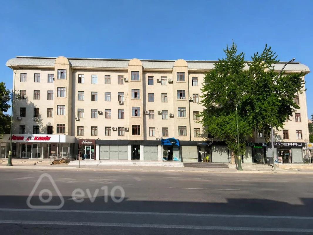 Satılır 1 otaqlı köhnə tikili 40 m² — Bakı, Nərimanov 1 otaq 40.00 m²