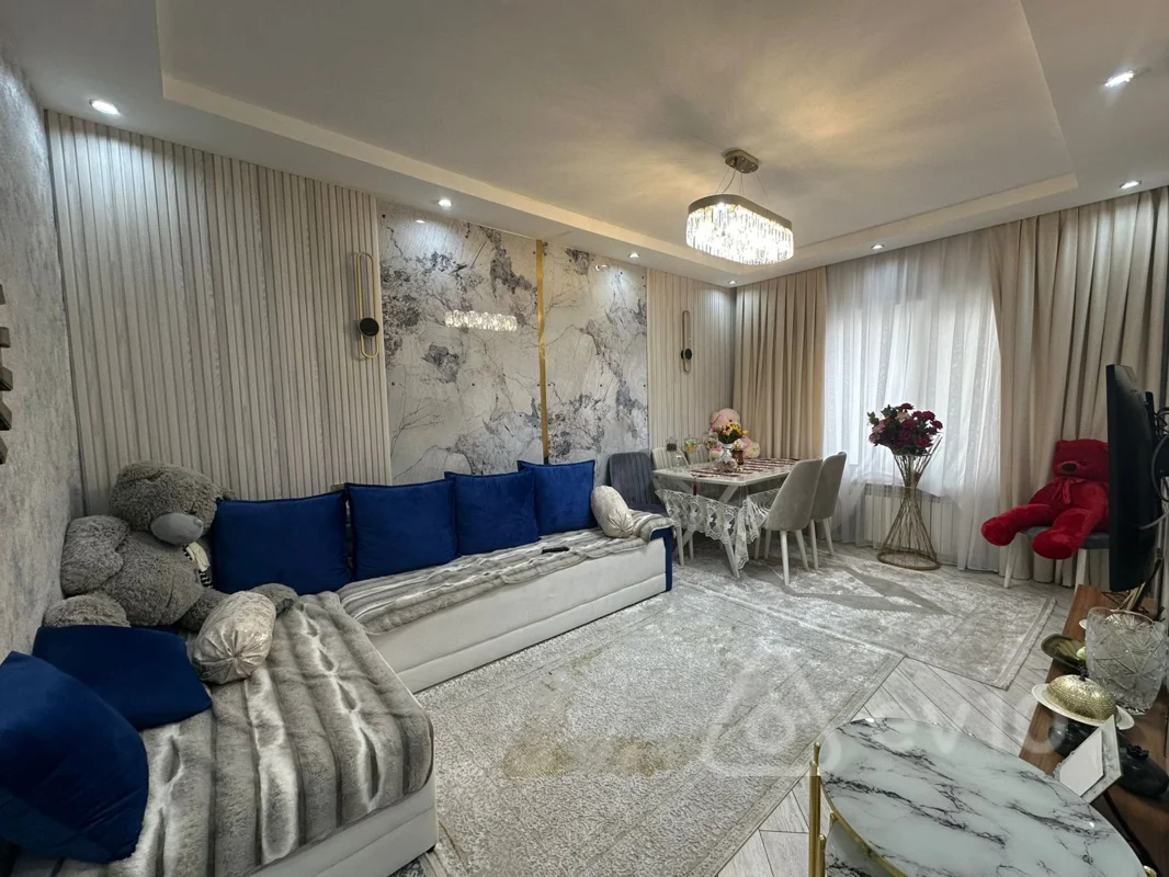 Satılır 2 otaqlı köhnə tikili 60 m² — Bakı, Suraxanı 2 otaq 60.00 m²