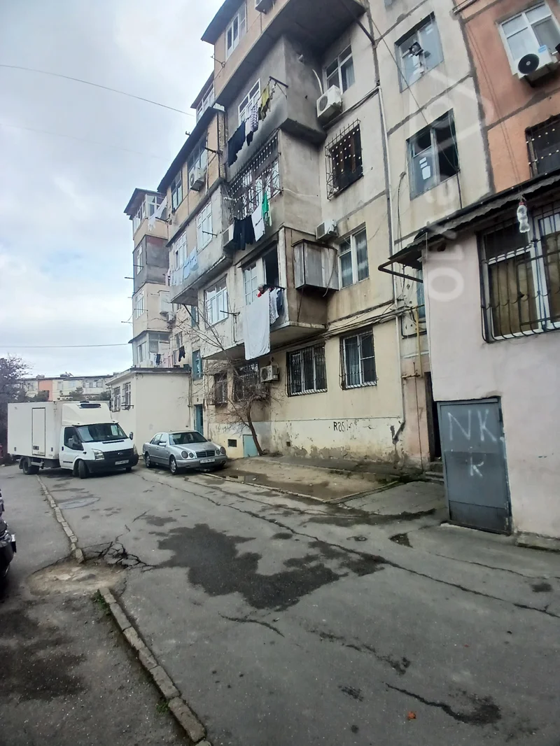 Satılır 3 otaqlı köhnə tikili 70 m² — Bakı, Nəsimi 3 otaq 70.00 m²