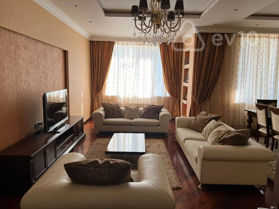 Kirayə verilir 3 otaqlı yeni tikili 170 m² — Bakı, Nəsimi 3 otaq 170.00 m²