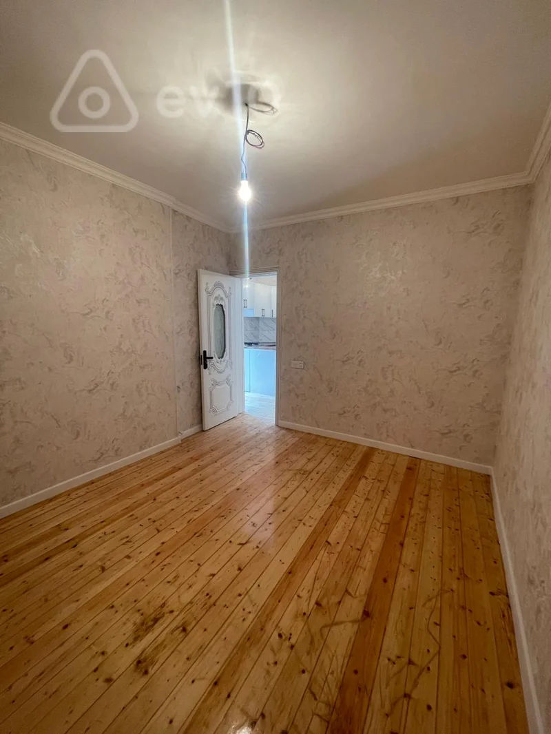 Satılır 1 otaqlı köhnə tikili 30 m² — Bakı, Nəsimi 1 otaq 30.00 m²
