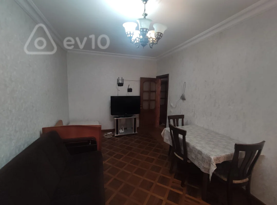 Kirayə verilir 2 otaqlı köhnə tikili 80 m² — Bakı, Binəqədi 2 otaq 80.00 m²