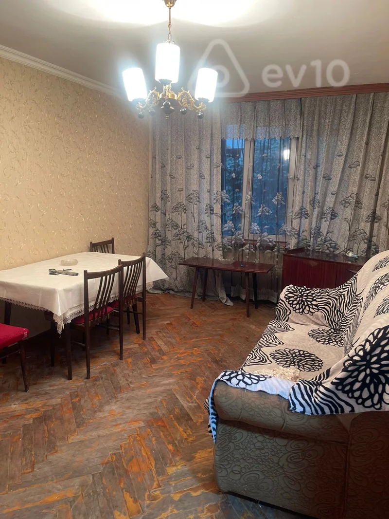 Kirayə verilir 2 otaqlı köhnə tikili 50 m² — Bakı, Yasamal 2 otaq 50.00 m²