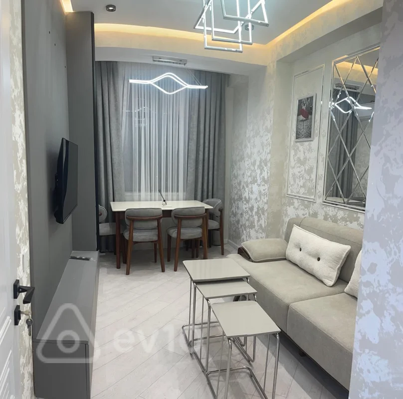 Kirayə verilir 2 otaqlı yeni tikili 50 m² — Bakı, Nizami 2 otaq 50.00 m²