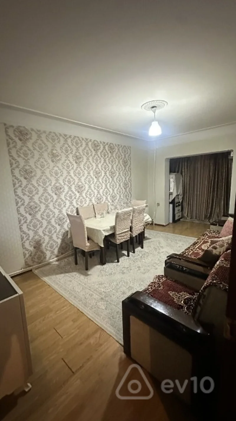 Satılır 3 otaqlı köhnə tikili 80 m² — Bakı, Suraxanı 3 otaq 80.00 m²