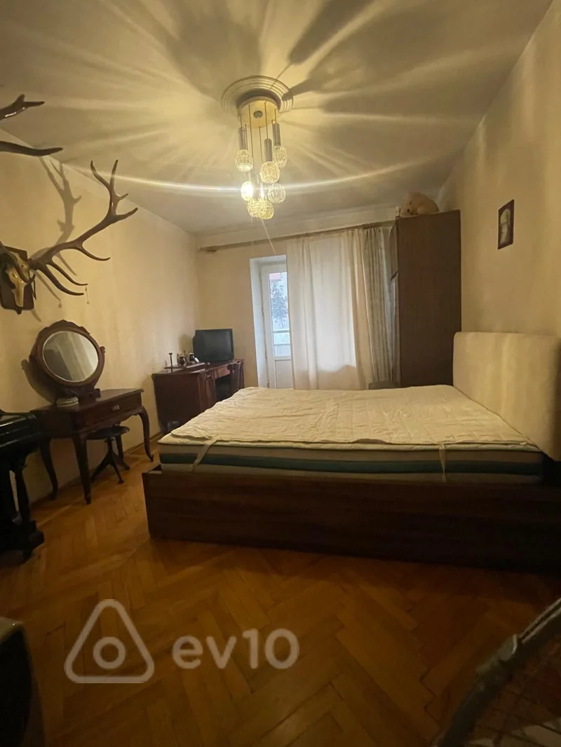 Kirayə verilir 2 otaqlı köhnə tikili 60 m² — Bakı, Səbail 2 otaq 60.00 m²