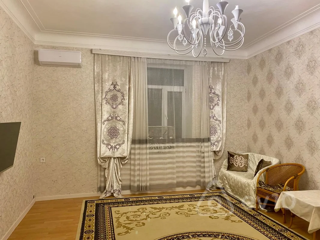 Kirayə verilir 2 otaqlı köhnə tikili 70 m² — Bakı, Nərimanov 2 otaq 70.00 m²