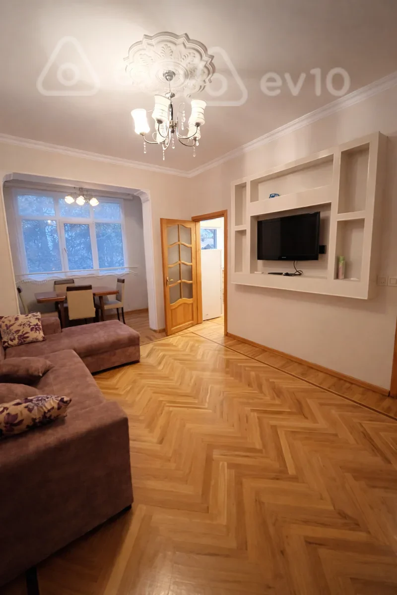 Kirayə verilir 2 otaqlı köhnə tikili 60 m² — Bakı, Nəsimi 2 otaq 60.00 m²
