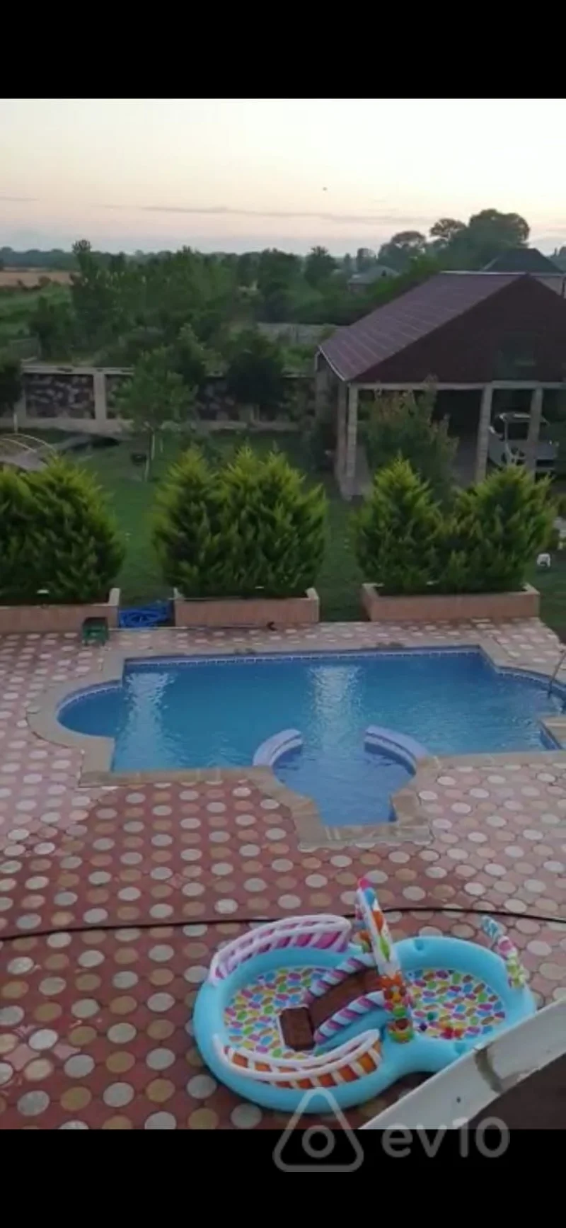 Satılır 8 otaqlı həyət evi 500 m² — Xaçmaz 8 otaq 500.00 m²