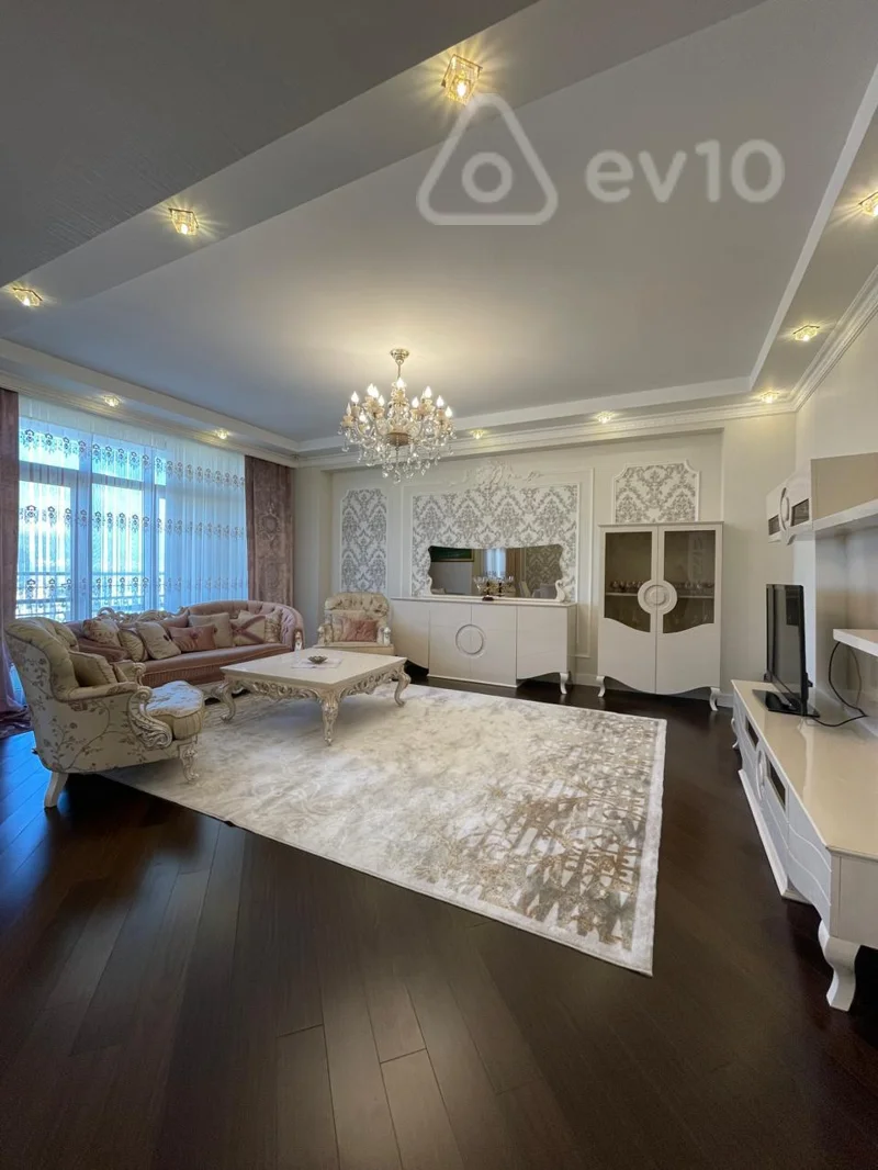 Kirayə verilir 4 otaqlı yeni tikili 240 m² — Bakı, Səbail 4 otaq 240.00 m²