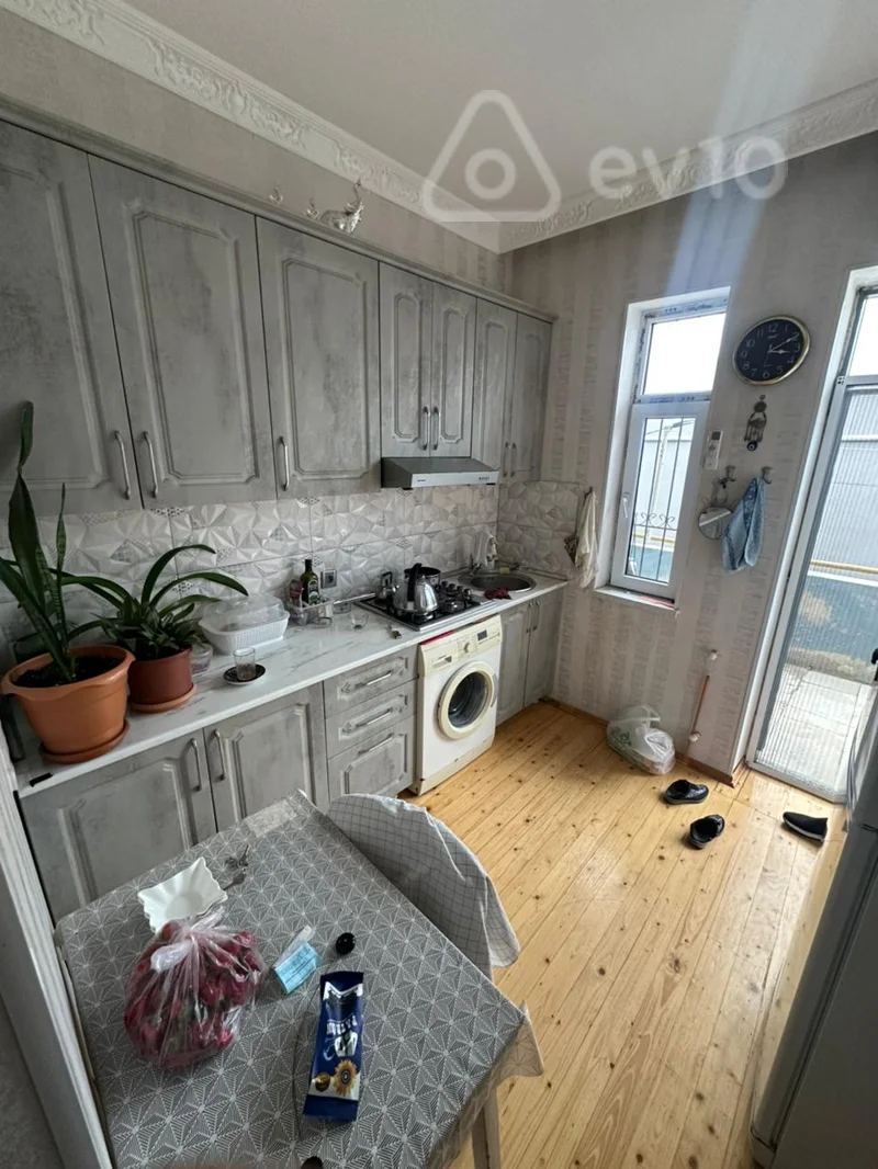 Kirayə verilir 3 otaqlı həyət evi 7 m² — Bakı, Binəqədi 3 otaq 7.00 m²