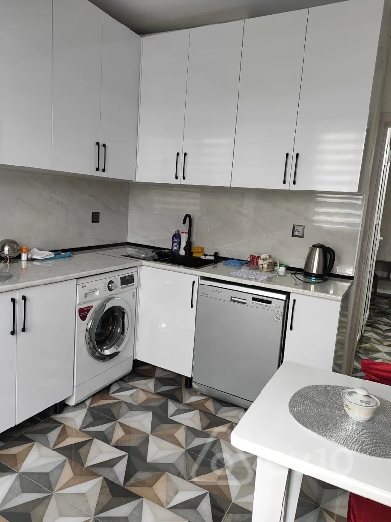 Kirayə verilir 2 otaqlı köhnə tikili 55 m² — Bakı, Xətai 2 otaq 55.00 m²