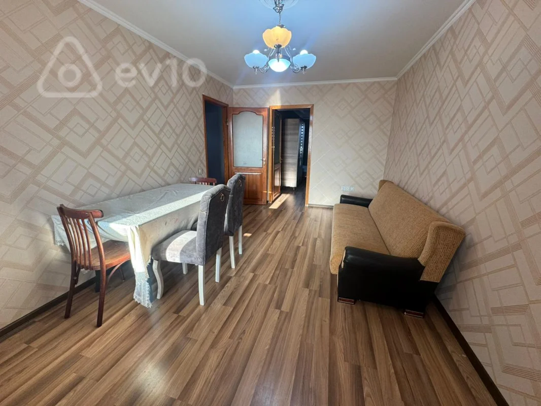 Kirayə verilir 2 otaqlı köhnə tikili 50 m² — Bakı, Nizami 2 otaq 50.00 m²