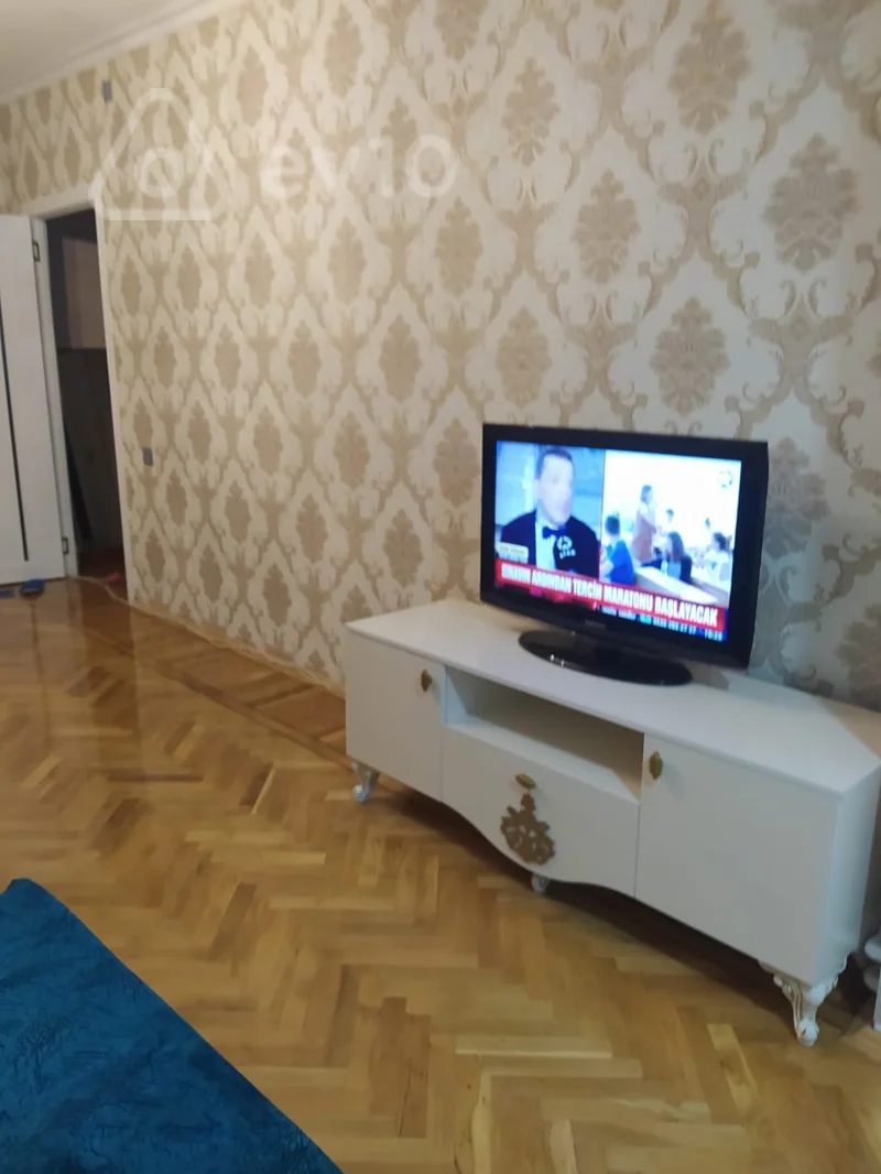 Kirayə verilir 2 otaqlı köhnə tikili 65 m² — Bakı, Nizami 2 otaq 65.00 m²