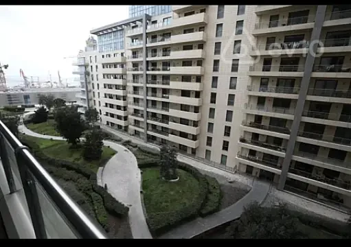 Kirayə verilir 4 otaqlı yeni tikili 220 m² — Bakı, Səbail 4 otaq 220.00 m²