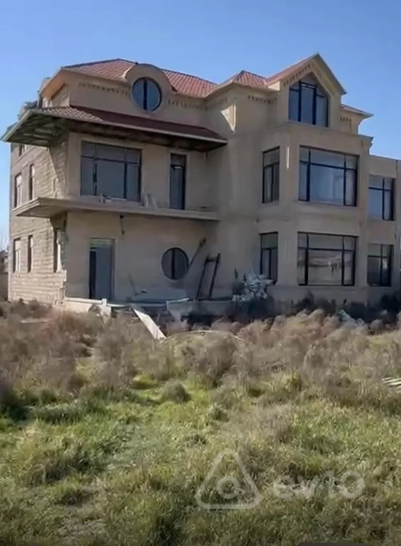Satılır 12 otaqlı həyət evi 275 m² — Bakı, Xəzər 12 otaq 275.00 m²